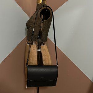 Pixie Mood Zoe Crossbody Bag